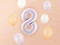Фолиев балон цифра „8“